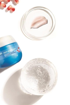 Garnier Skin Naturals Tüm Cilt Tipleri için Su Bazlı Nemlendirici Krem 50 ml - Thumbnail